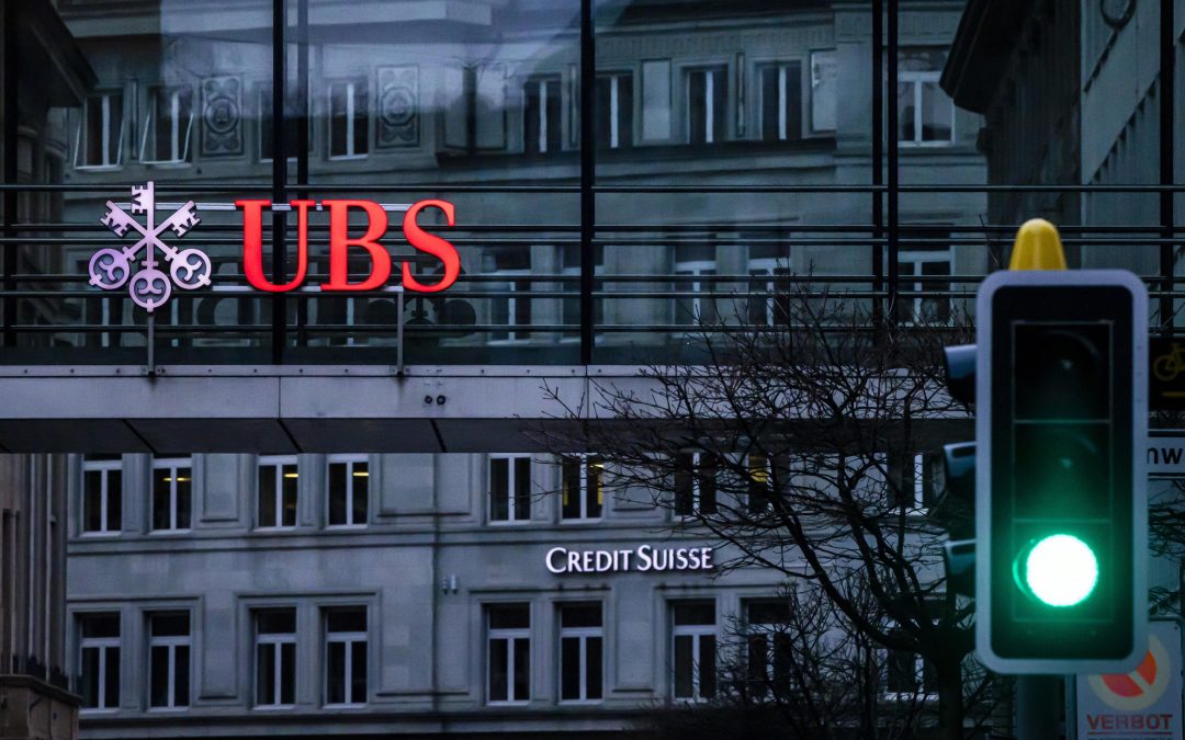 Ubs salva Credit Suisse, ma l’operazione non convince i mercati