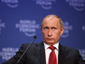 Bakhmut, forze di Kiev: «I russi ci stanno attaccando da ogni parte»