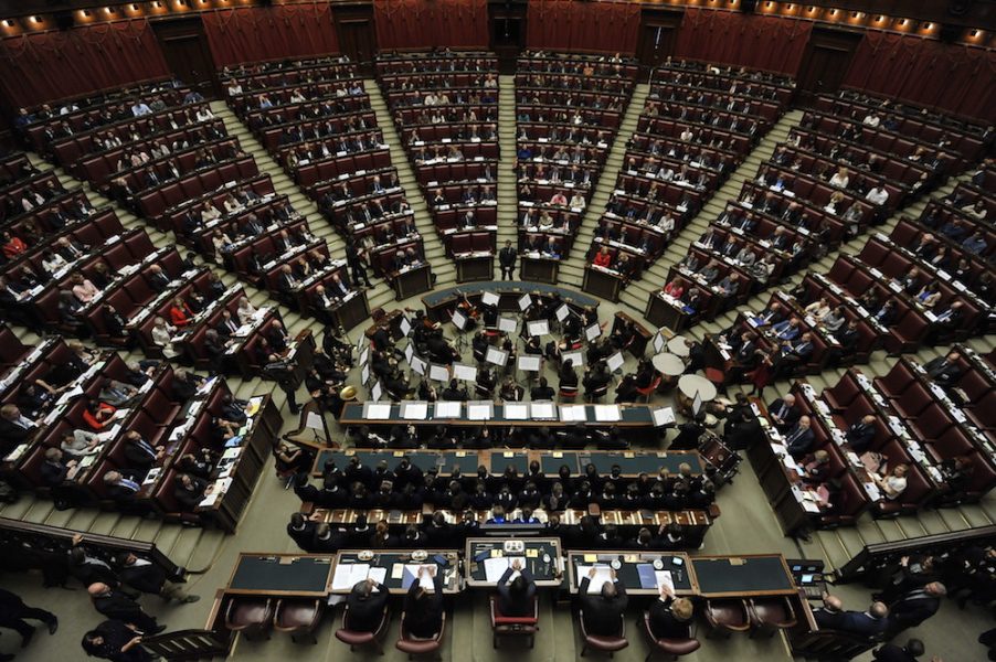 Pnrr, Fitto: «19 miliardi in arrivo nelle prossime ore»