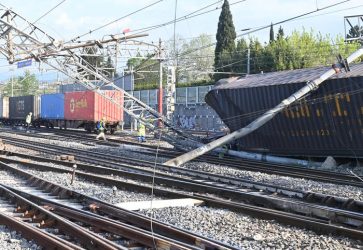 Firenze, deraglia treno merci. Ripartita l’alta velocità