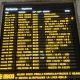 Treno deraglia a Firenze, i disagi dei passeggeri alla Stazione Centrale di Milano