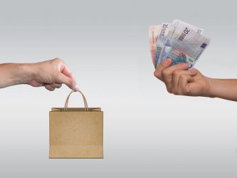 Istat: l’indice di fiducia sale per consumatori e imprese