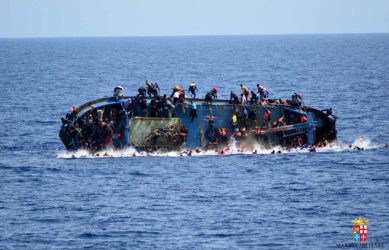 Migranti: sbarchi senza sosta, a Lampedusa 2.400 rifugiati