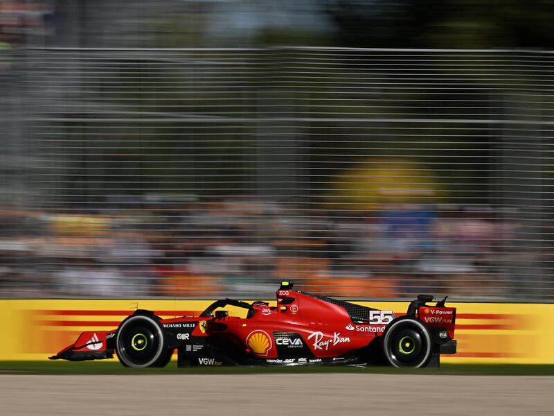 Caos al GP d’Australia, il ferrarista Sainz: «Risultato rubato»