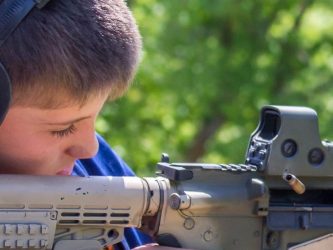 Usa: un bambino su 25 muore prima dei 40 anni, troppe armi in circolazione