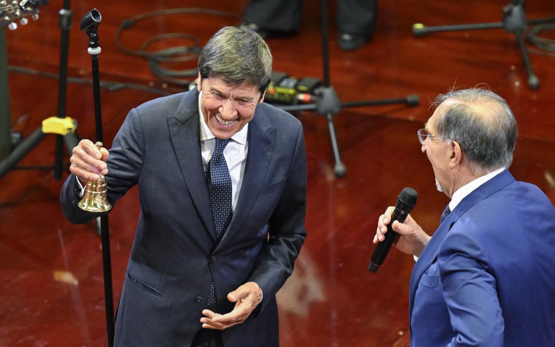 Morandi canta l’inno per i 75 anni del Senato