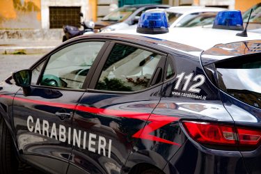 La segue in casa per violentarla, arrestato un uomo per tentato stupro