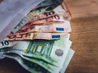 Eurostat: in Italia calo del 6,5% nei prezzi alla produzione