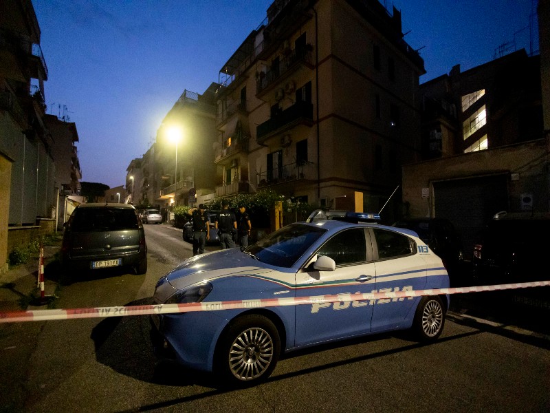 Primavalle, la 17enne sarebbe stata uccisa con più di dieci coltellate