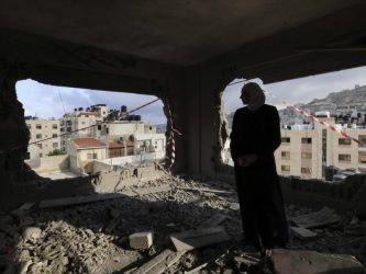 Cisgiordania, morto un palestinese negli scontri a Nablus