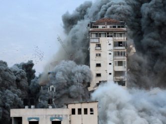 Israele, la denuncia di Human Rights Watch: «Crimini di guerra a Gaza»