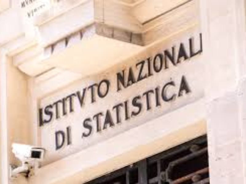 Istat, occupazione record a ottobre con +61,8%