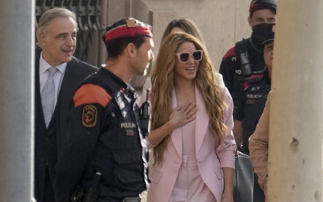 Shakira, multa milionaria per evasione fiscale, carcere evitato