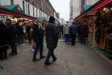 Natale 2023: più italiani in viaggio, ma si risparmia di più