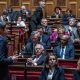 Francia, il Senato dice sì al diritto all’aborto in Costituzione