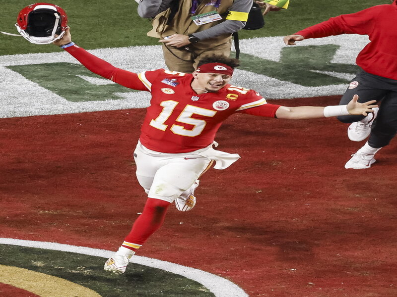 Super Bowl, vincono i Kansas City Chiefs: San Francisco 49ers battuti per 25-22