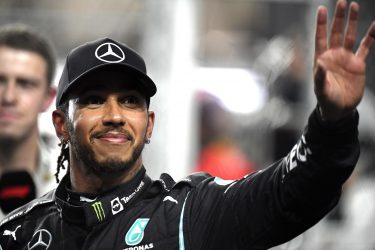 F1, è ufficiale: Hamilton in Ferrari dal 2025