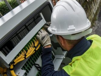 Banda ultralarga, l’allarme della Corte dei Conti: «Progetti in ritardo»