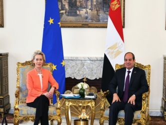 Meloni e von der Leyen al Cairo, siglato accordo: oltre 7 miliardi dall’Ue all’Egitto