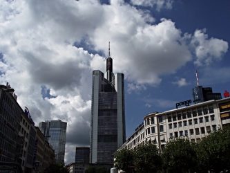 UniCredit all’assalto di Commerzbank, Orcel non esclude altri sviluppi