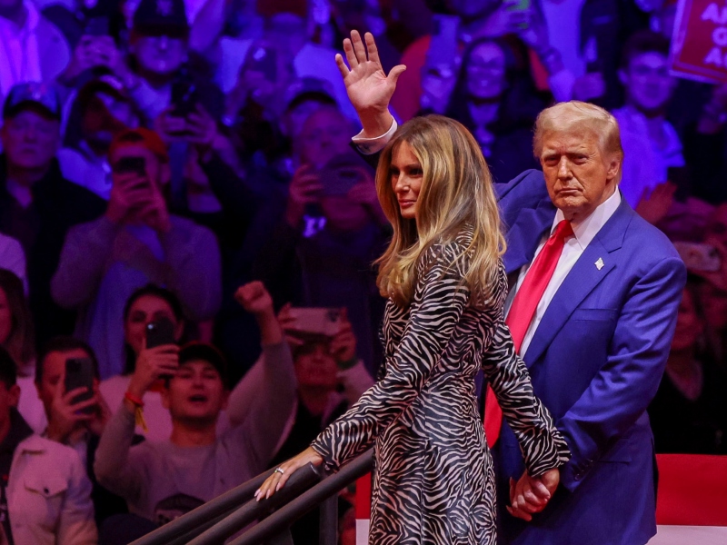 Il comizio-show di Trump a New York: «Usa un Paese occupato. Le elezioni saranno un giorno di liberazione»