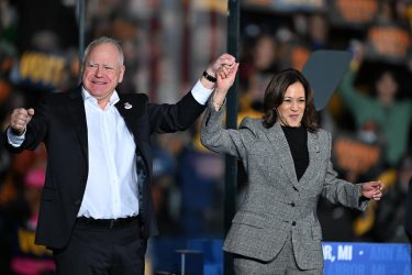 Tim Walz, un allenatore di football per tenere i dem in serie A