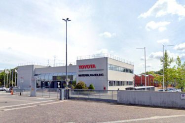 Bologna, esplosione alla Toyota Handling: 2 morti e 11 feriti