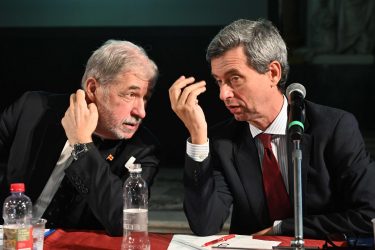 La Liguria al voto per decidere il dopo-Toti. Affluenza parziale in calo rispetto al 2020