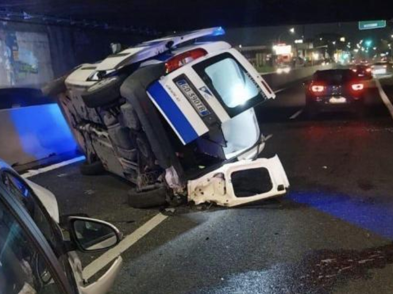Roma, tre vigili investiti da un carabiniere: l’autista è positivo all’alcol test