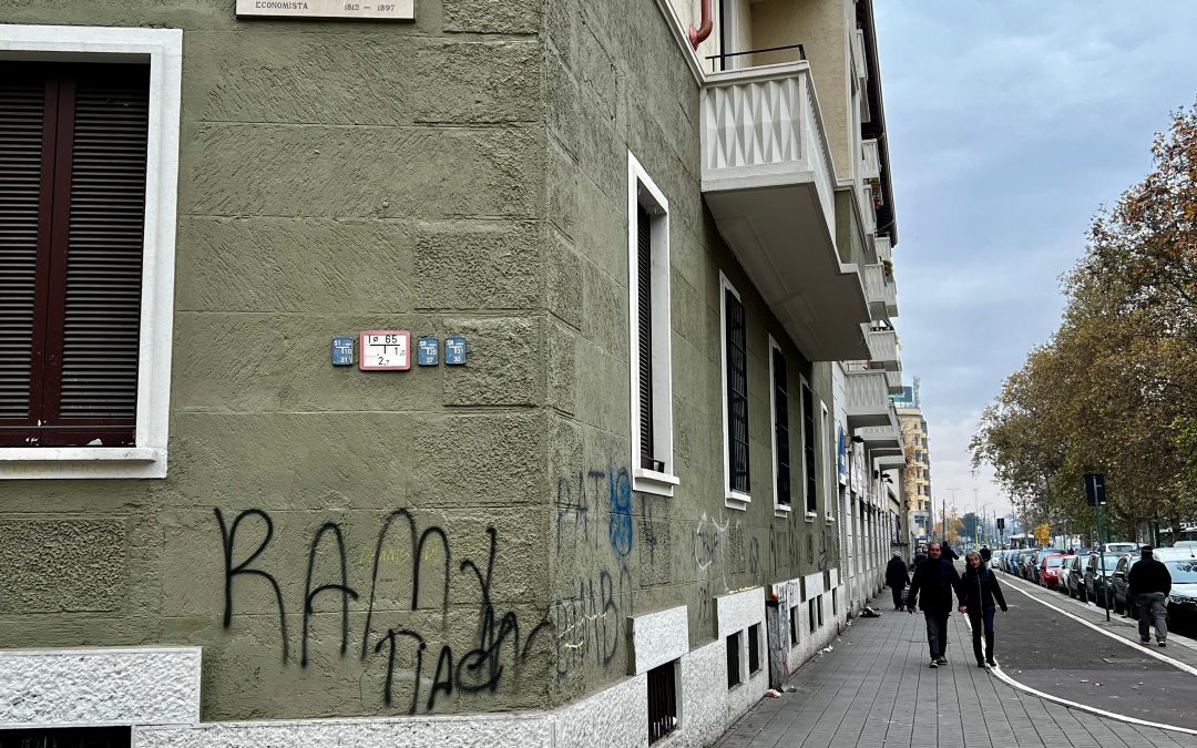 Corvetto, dopo la notte dei fuochi: «Non siamo una banlieue»