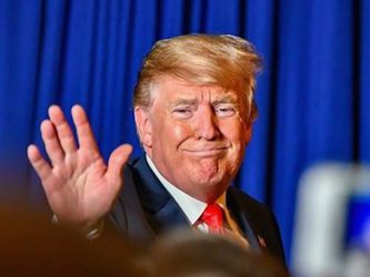 Trump dalla parte di TikTok: le promesse il giorno dell’insediamento (e cosa può fare per evitare il blocco)