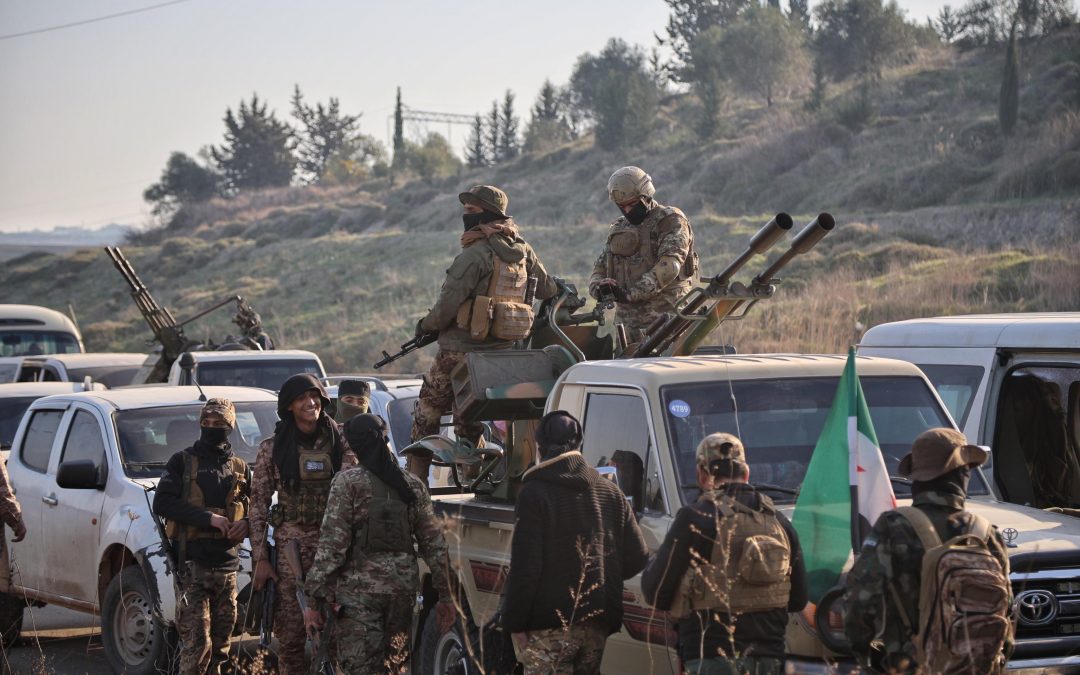 Siria, scontri tra le forze armate governative e i fedeli di Assad: è strage di alawiti