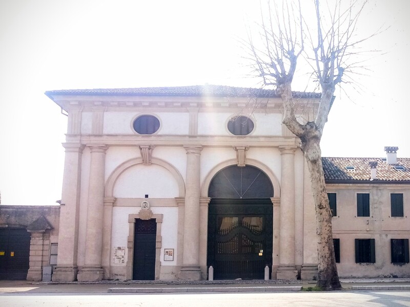 Fuga dal convento di Vittorio Veneto: undici suore dai carabinieri
