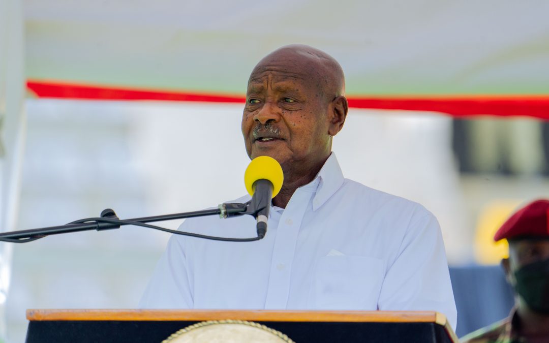 Uganda, Museveni si ricandida per il settimo mandato presidenziale