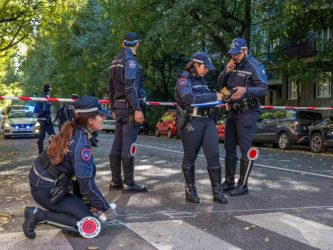 Pensionato ucciso a Milano, fermato il conducente del furgone