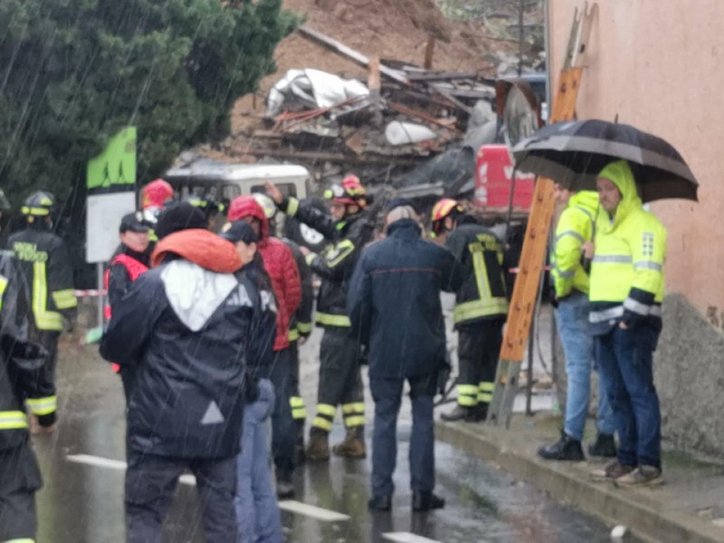 Maltempo: due dispersi a Gorizia dopo una frana, situazione critica in Liguria e Toscana