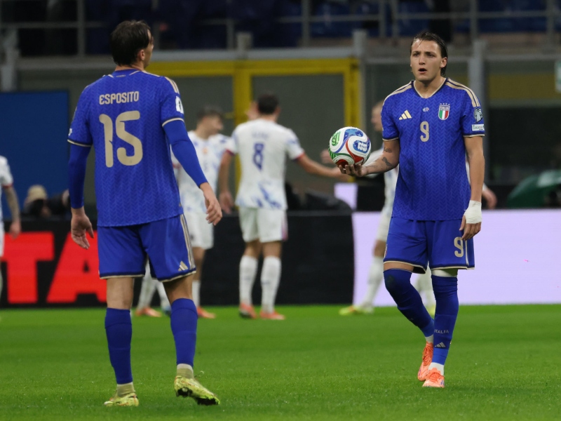 Calcio, l’Italia perde 4-1 contro la Norvegia: per la terza volta giocherà i playoff