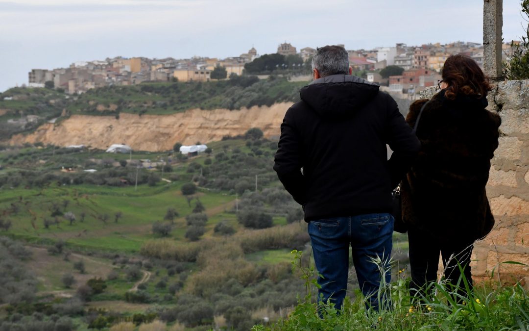 Niscemi frana: 2 miliardi di danni in Sicilia per il ciclone Harry. Caccia ai fondi di Regione e governo