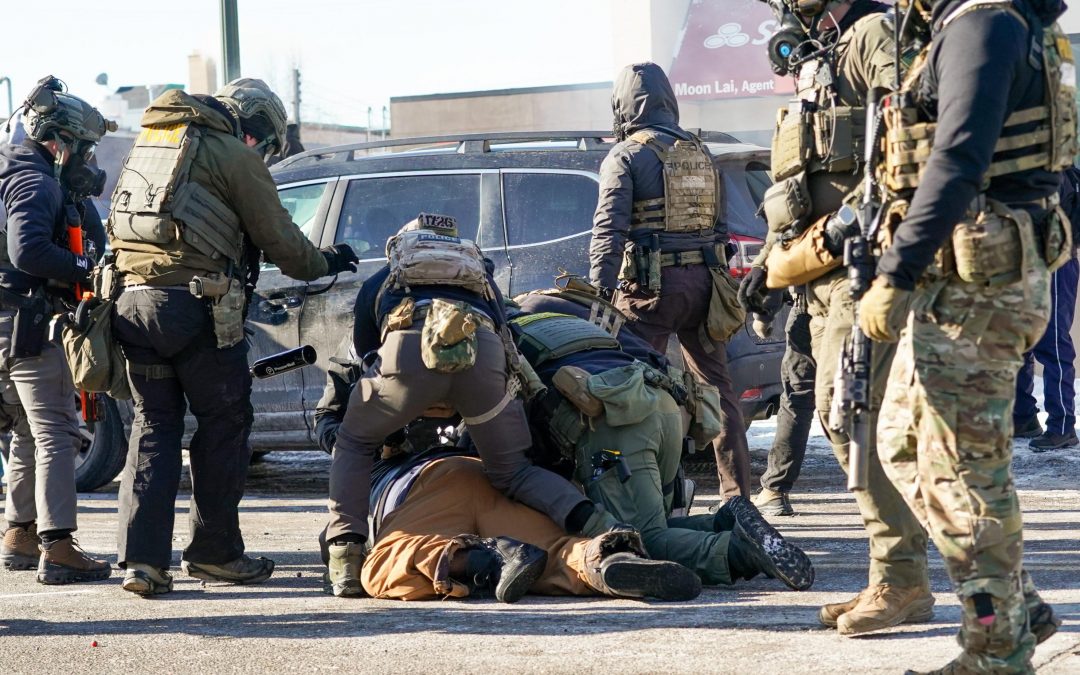 Ice, l’agenzia federale che ha ucciso 33 persone e ne ha incarcerate 70mila nel Trump bis