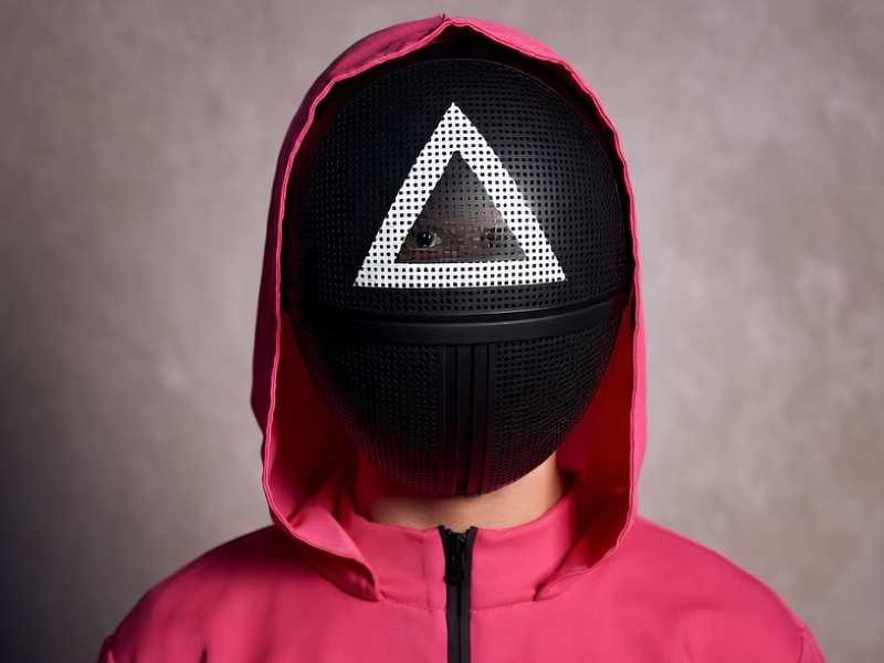 «Chi licenzieresti tra i colleghi?», il questionario di un’azienda trasforma i dipendenti in concorrenti di Squid Game