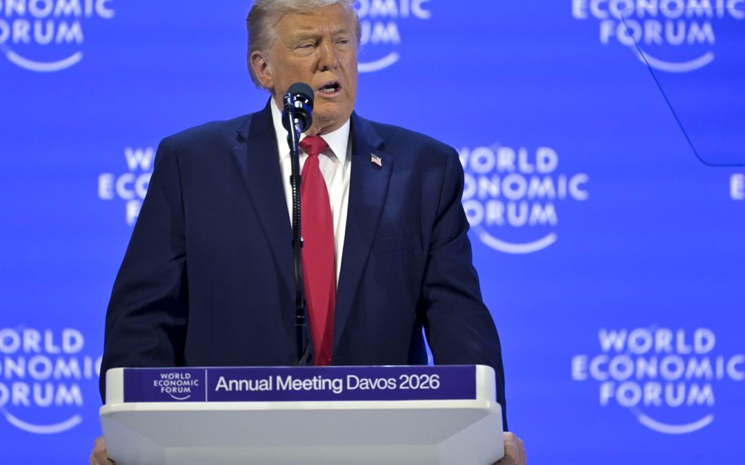 La confusa intesa sulla Groenlandia nella giornata di Davos, tra minacce, ritiri (e incendi)