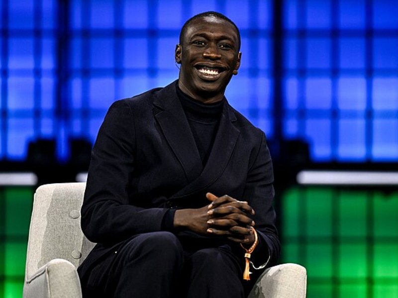 Khaby Lame: venduto per un milardo di dollari il «gemello virtuale»