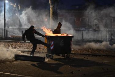 Scontri a Torino, scarcerati i tre arrestati