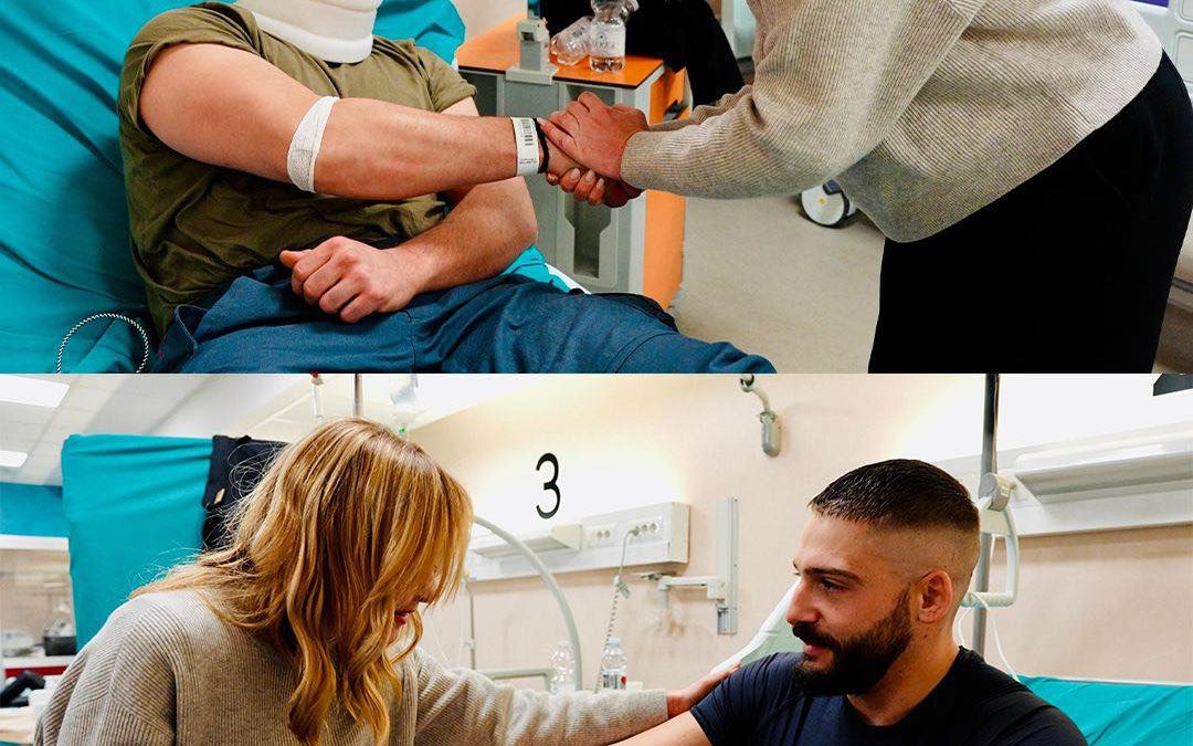 Meloni incontra i poliziotti feriti: «La magistratura applichi le norme». Schlein: «No a strumentalizzazioni»