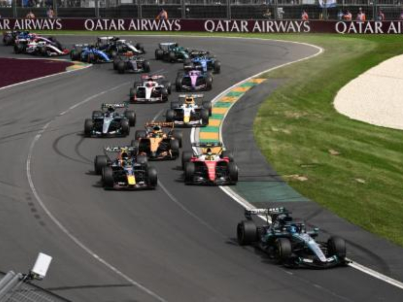 F1, in Australia doppietta Mercedes. Ma la Ferrari promette bene