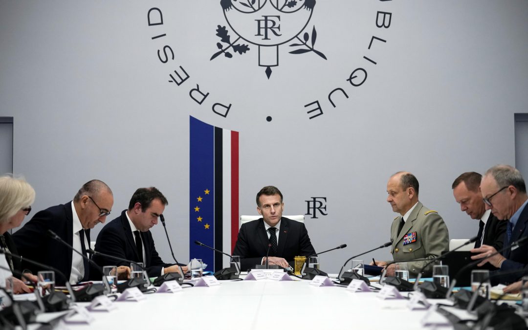 Le petromonarchie del Golfo: «Valutiamo risposte contro Teheran». Cina e Russia criticano l’escalation Usa